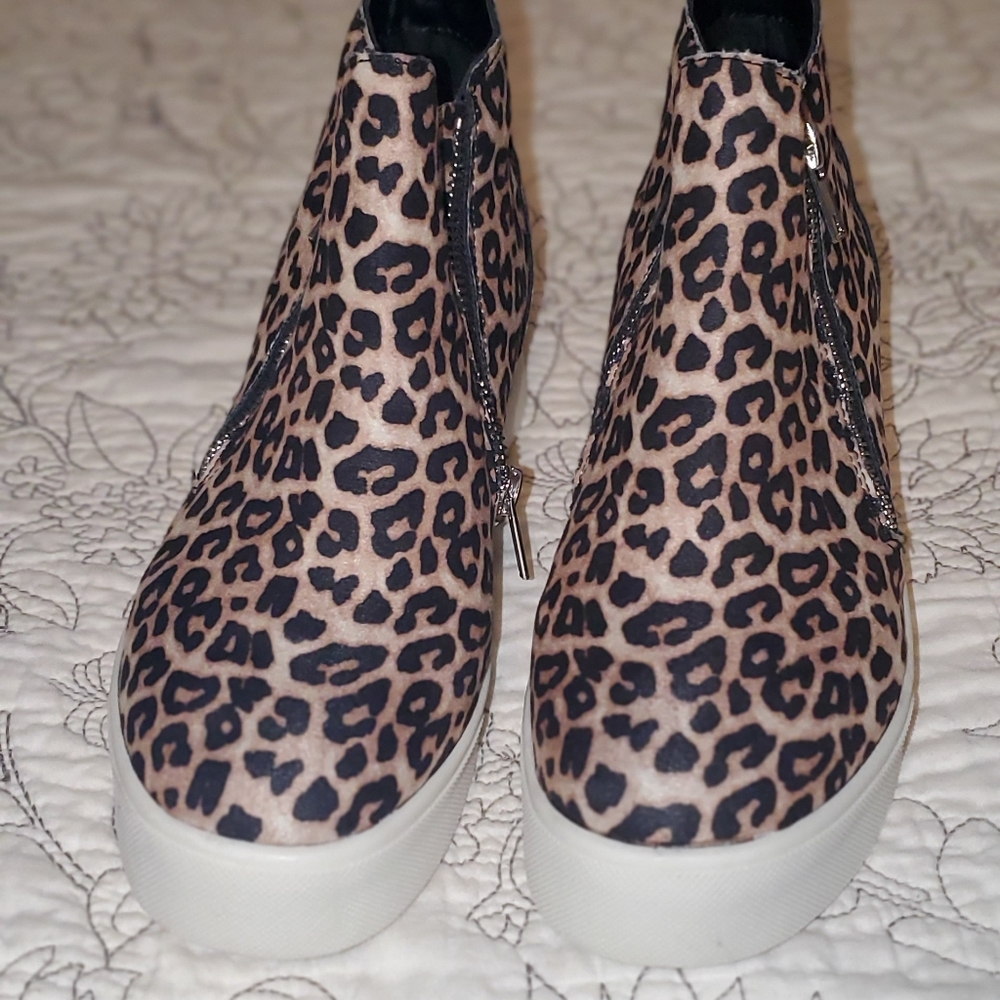 Cheeta bootie - Picture 2 of 5
